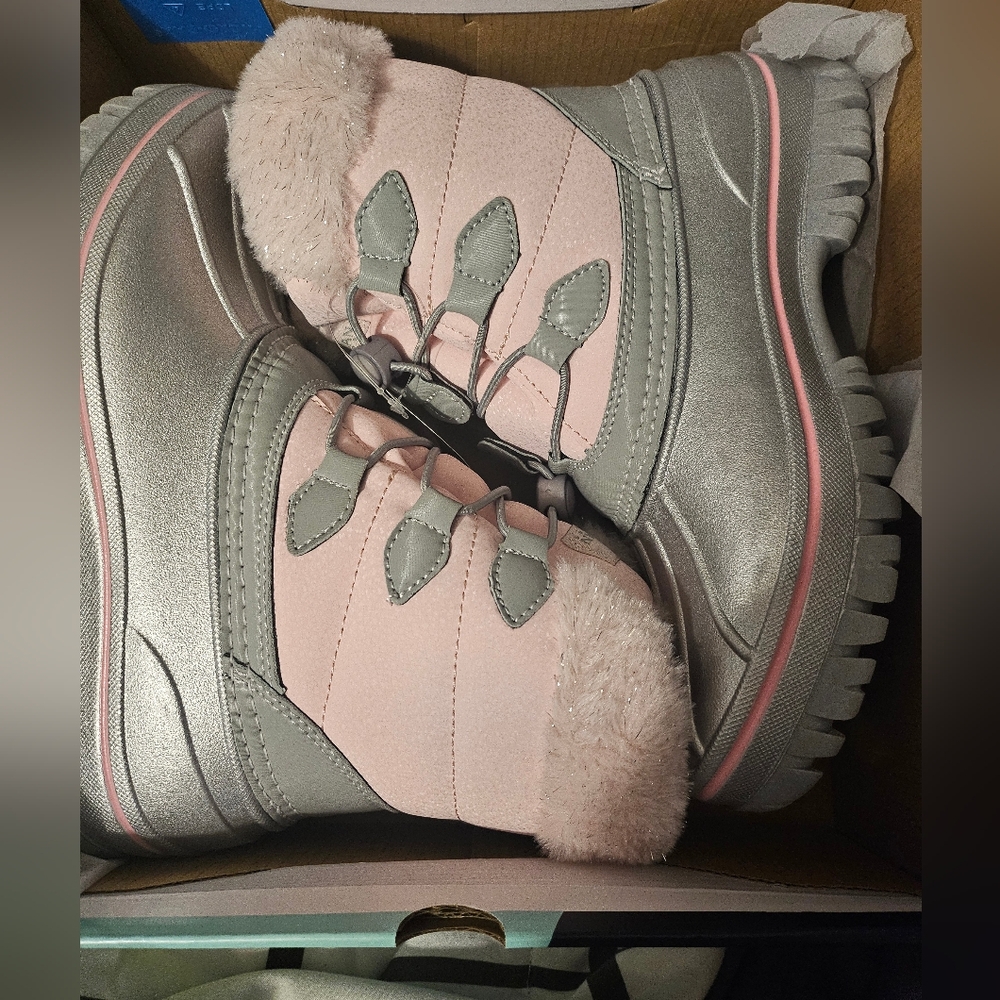 Magellan All Weather Fashion‎ Pac Boot Size 6 Girls
